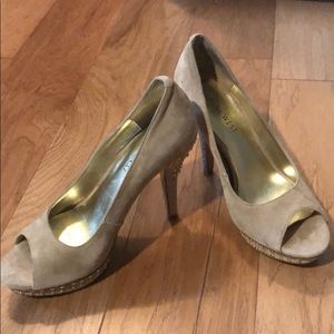 Gently Worn Beige Open Toe Pumps